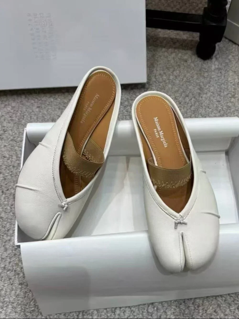 Maison Martin Margiela White Tabi Split‑Toe Leather Mules